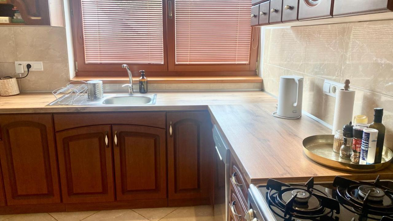 Sunny Attic Apartment Зволен Екстериор снимка